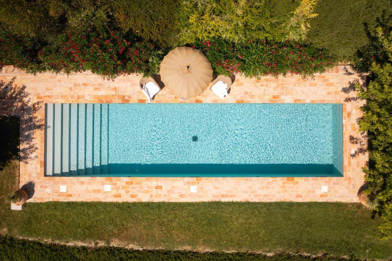 Casavostra - Ambience Suites Ostra Vetere Exterior photo